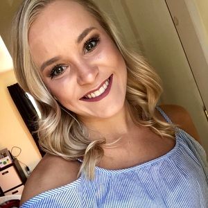 Meet your Posher, Katelyn